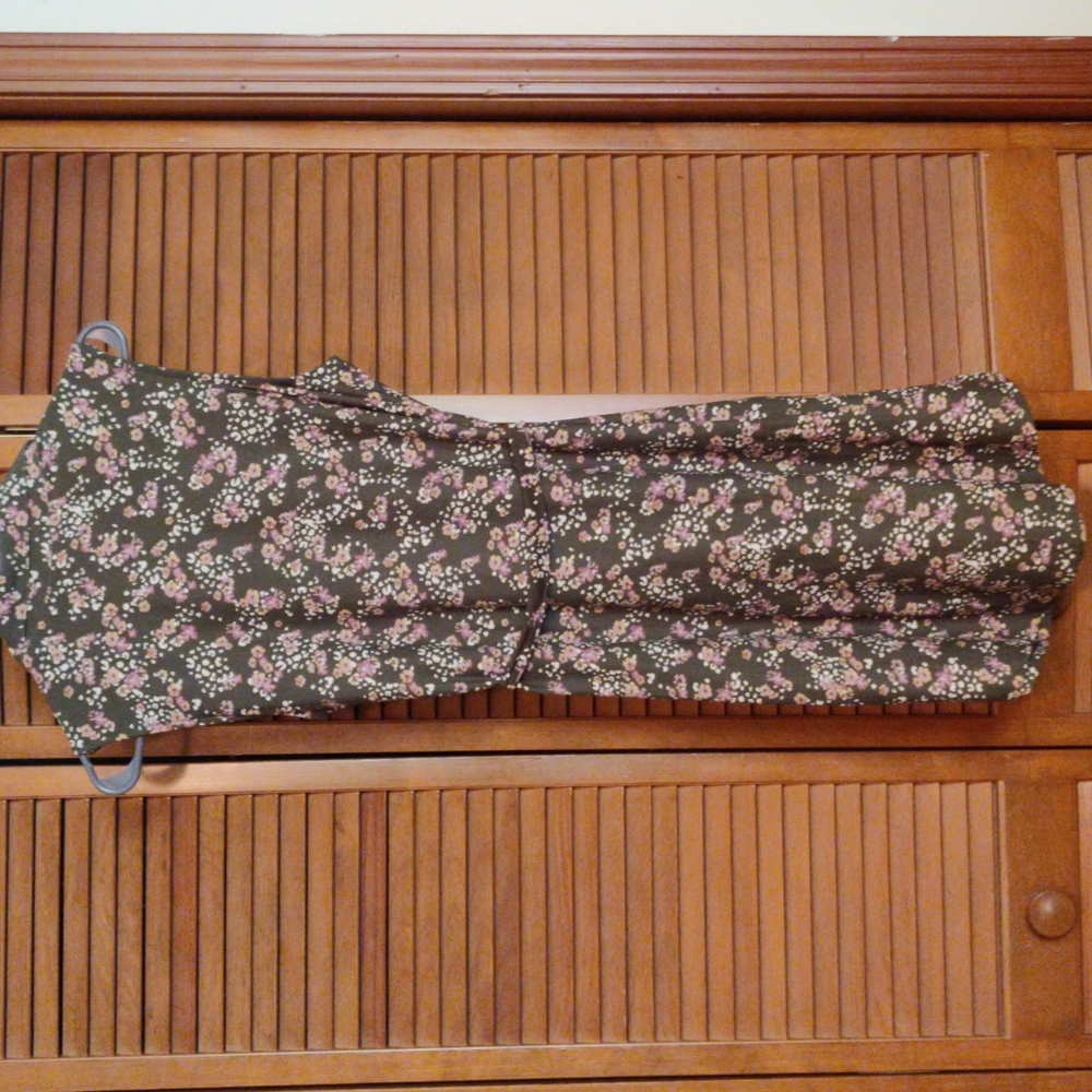 NWOT Precious Sleeveless Floral Dress Sz M - Picture 2 of 5